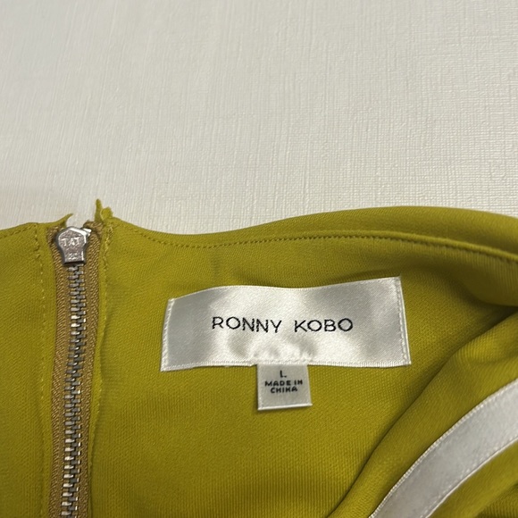 NWT Ronny Kobo ERO TOP - CHARTRUSE - Picture 5 of 7